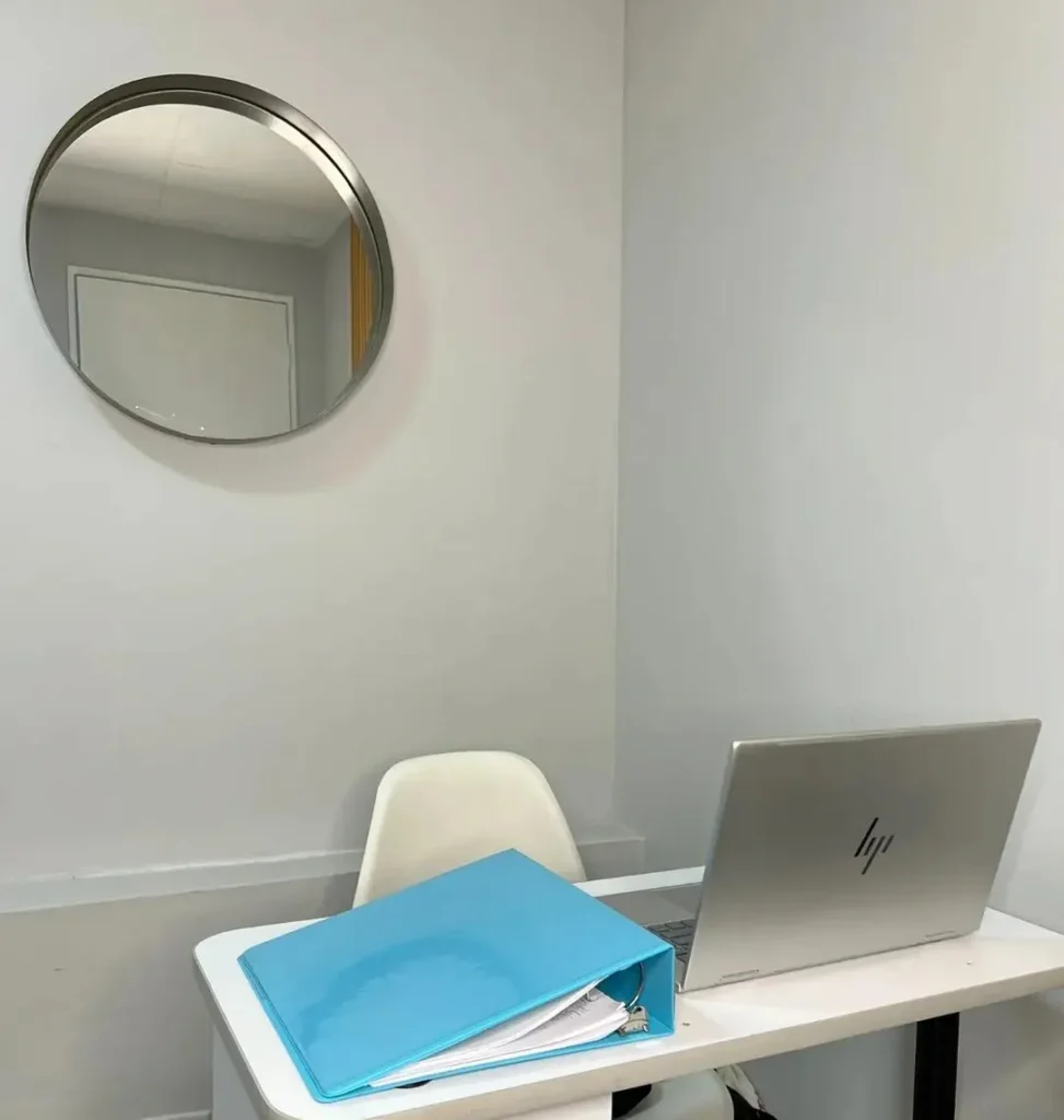 Escritorio-para-consulta-online